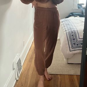 Aritzia TNA Sweatfleece Terry Fleece megafit